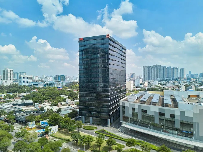 mapletree-business-centre-1